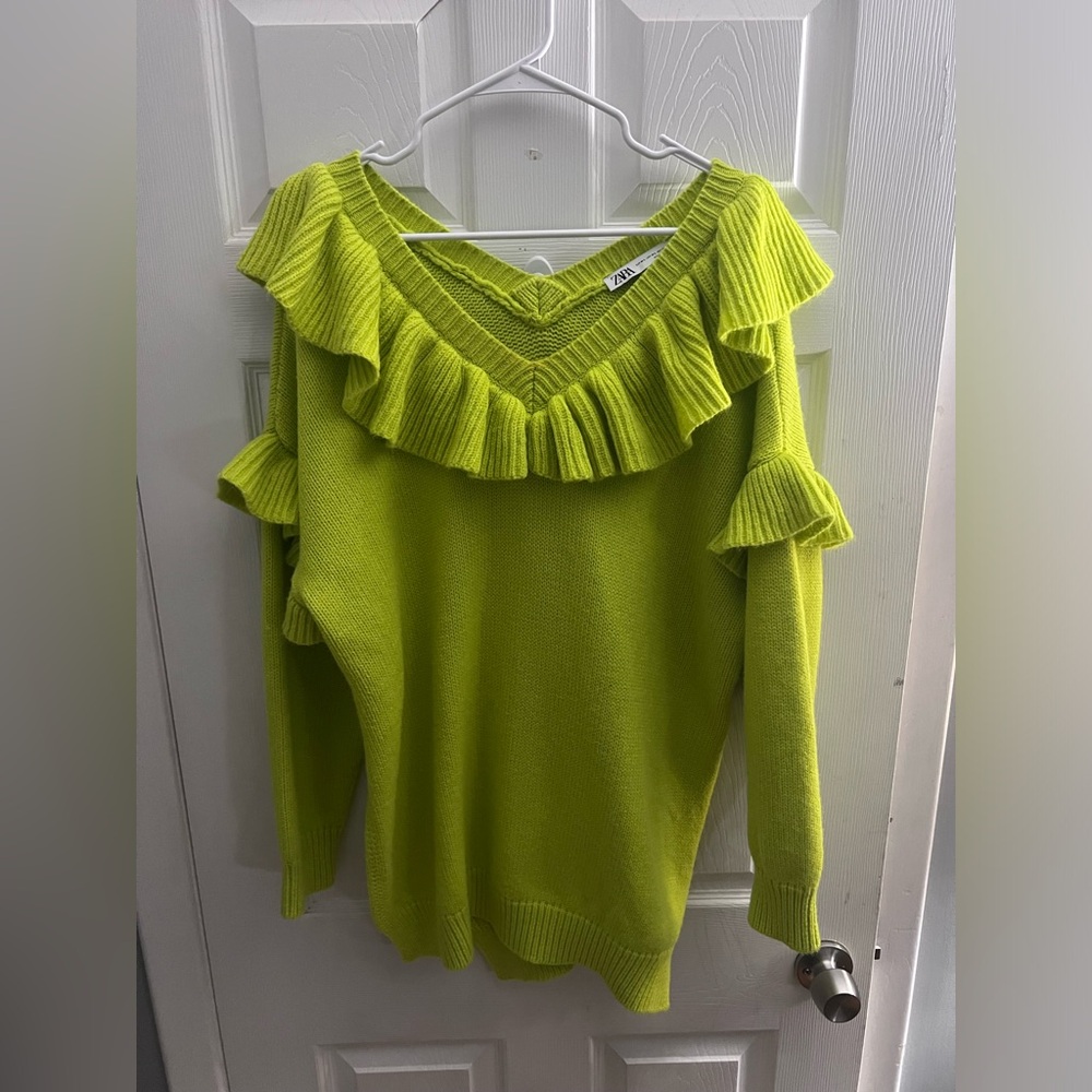 Zara Ruffled Knit V-Neck Sweater Fluorescent Lime Green M-L EUC